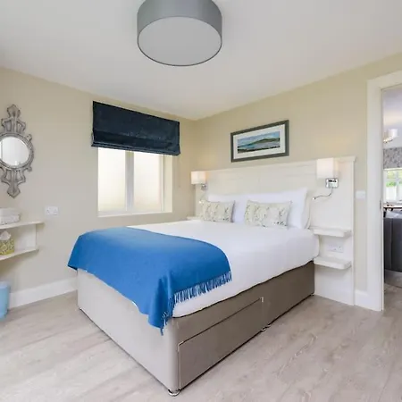 Апартаменты The Burrow *