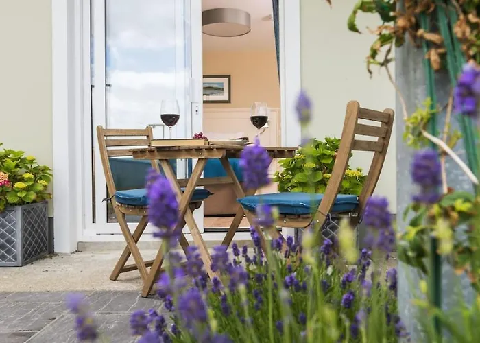 The Burrow Апартаменты *